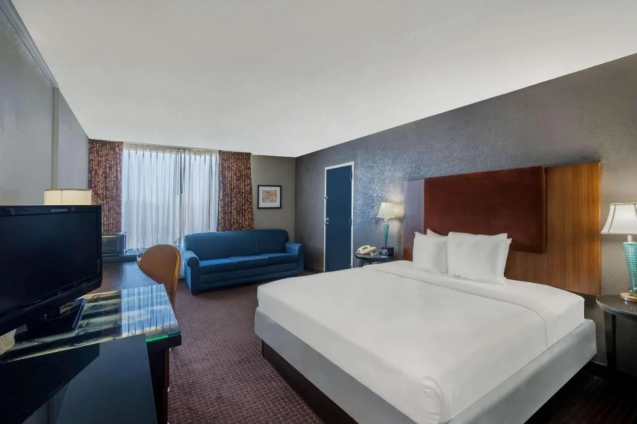 Travelodge By Wyndham Memphis Airport/Graceland Hotel